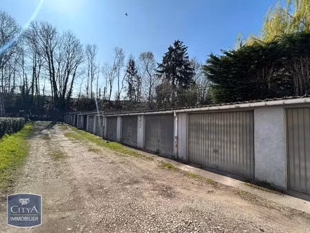 parking à louer - montigny-lès-metz (57) - 85€