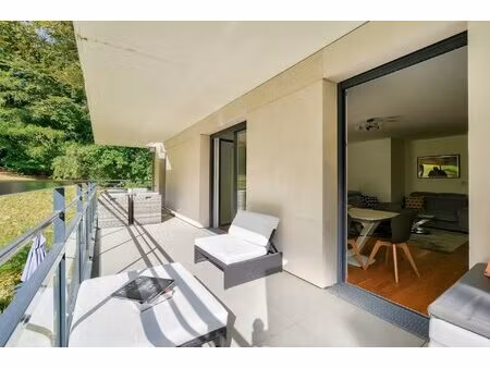 ville d’avray – a 4-bed apartment with a balcony with id 287329775