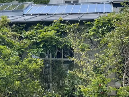 paris 11th district – an atypical loft-style pied a terre with id 2886750539