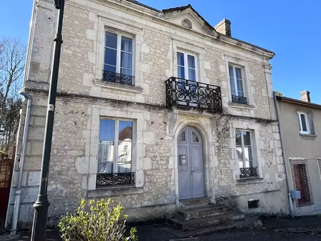 vente maison 7 pièces 143.5 m² à beaumont-les-autels (28480)  152 000 €