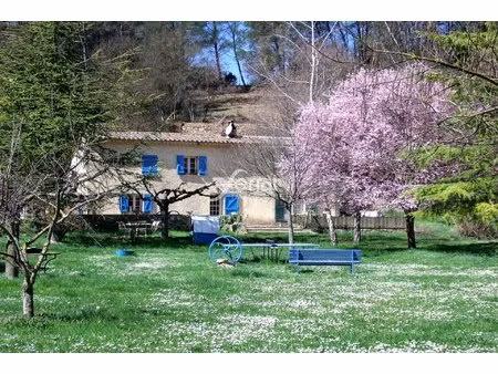 a vendre à salernes propriété idéale gites sur un terrain de 3