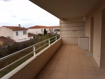 achat appartement 2 pièces 54m² la crau 83260