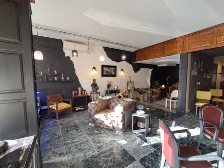 achat local commercial 94m² hyeres 83400