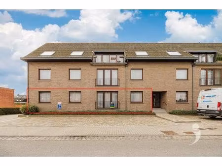 appartement met 2 ruime slaapkamers en garagebox
