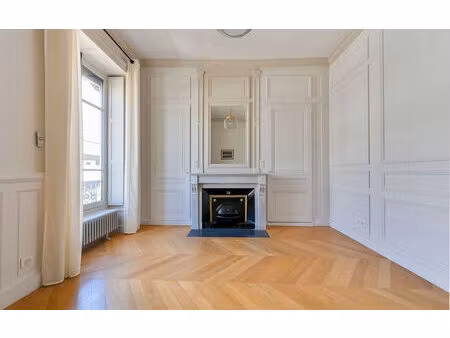 vente appartement 3 pièces 57 m² lyon 2 (69002)