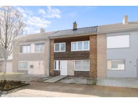 gezinswoning met zonnige tuin in beernem