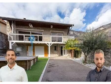 maison de luxe à vendre à bernin : 529 000 € | 288m²