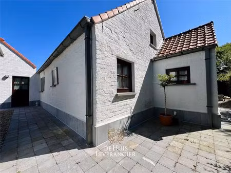 authentiek vissershuis met tuin in hartje koksijde