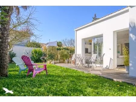 vente maison 5 pièces 109 m² la rochelle (17000)