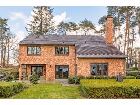 instapklare villa in het gegeerde hertebos te 's-gravenwezel