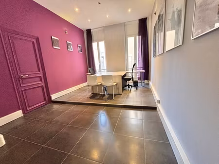 bureau 3 pièces - 68 m²