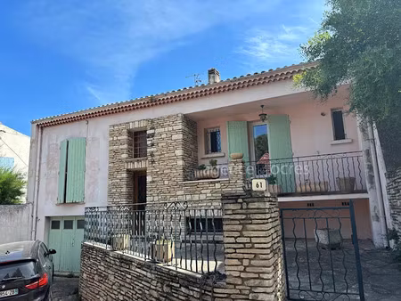 vente maison 4 pièces 114 m² à apt (84400)  225 000 €