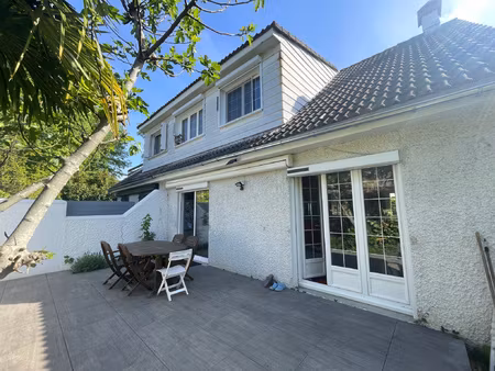 location maison 5 pièces 98m² pau 64000