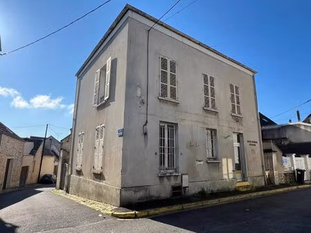 vente immeuble 5 pièces 120 m2 à fontenay-trésigny