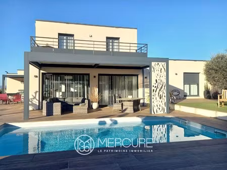 villa d'architecte avec piscine