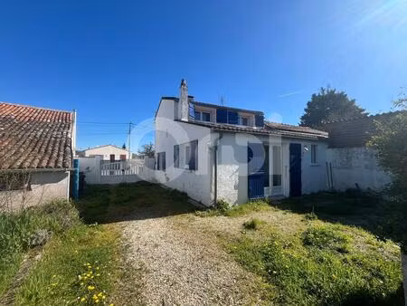 vente maison 2 pièces 64 m² saint-romain-de-benet (17600)