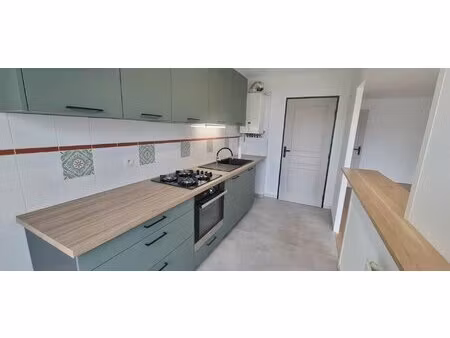 tres bel appartement renove