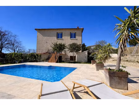 vente maison 7 pièces  210.00m²  bagnoles