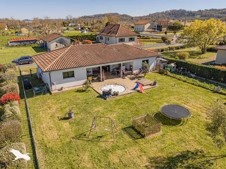 vente maison 4 pièces 110 m² à lahontan (64270)  314 523 €