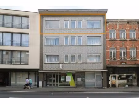 ruime living  twee grote slpk.  zuidterras  in centrum