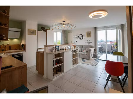 bel attique 5 p. 98 m² avec terrasse 58 m² et deux parkings