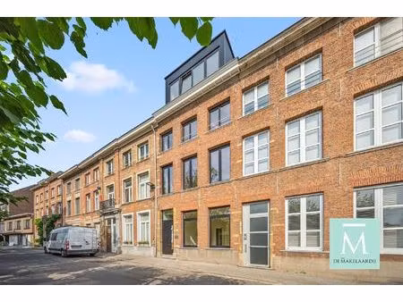 students only! gemeubelde studio in hartje mechelen - eerste bewoning na renovatie