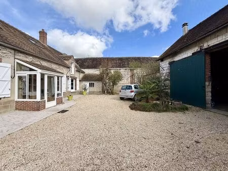 fermette familiale 6 pièces - 4 chambres - grange et