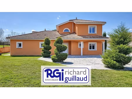 vente maison 5 pièces 185m2 bourgoin-jallieu 38300 - 559000 € - surface privée