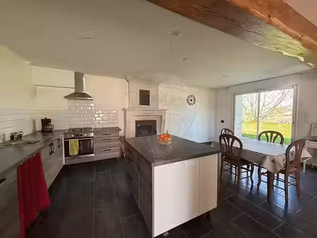 vente maison pons 17800 - - surface privée