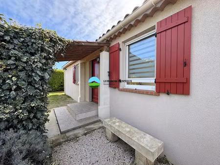 vente maison 5 pièces 94 m² à l'isle-sur-la-sorgue (84800)  337 600 €