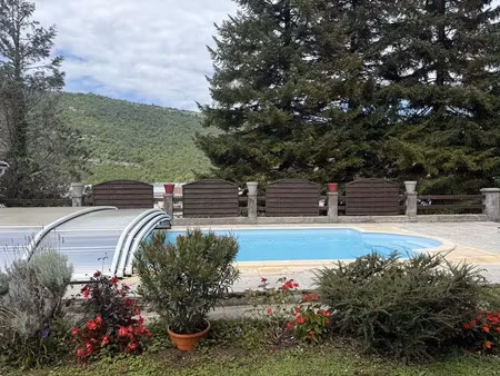 vente maison 13 pièces 380 m² à molinges (39360)  357 000 €