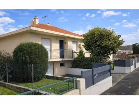 la roche-sur-yon (85000)