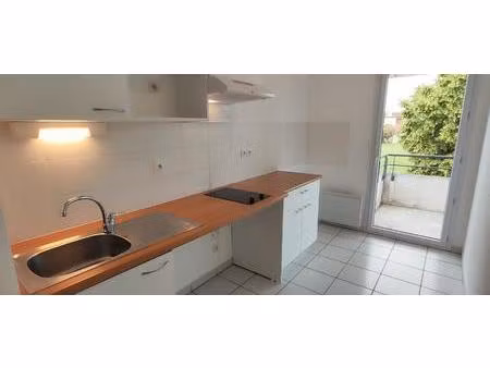 location appartement 2 pièces 45 m² à fenouillet (31150)