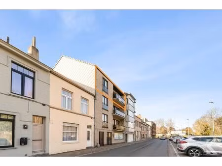 appartement te koop in oostende met 3 slaapkamers