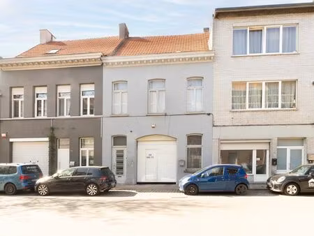 huis te koop in merksem met 1 slaapkamer