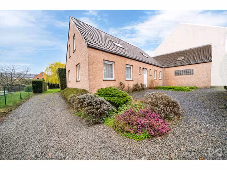 huis te koop in mons met 4 slaapkamers