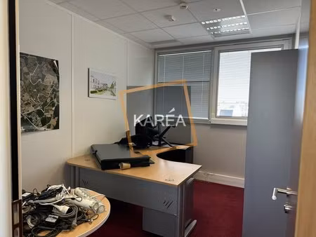 location local professionnel 297m² chessy 77700