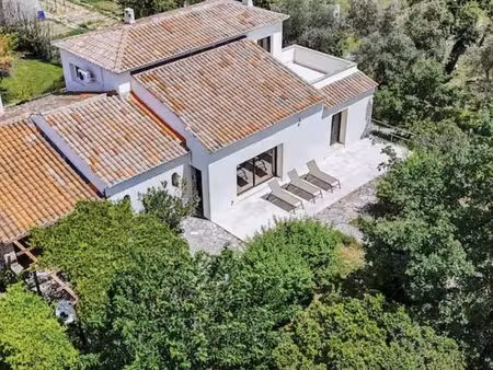 vente maison 10 pièces 294 m² uzès (30700)