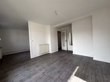 location appartement 4 pièces  71.92m²  le havre
