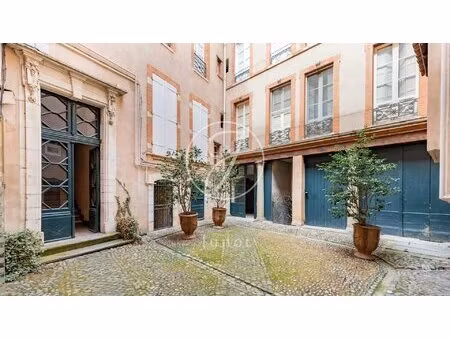 cœur de toulouse - haute-garonne - appartement unique en hyper centre à vendre.