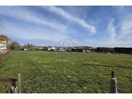 terrain constructible à sardieu 1150 m2