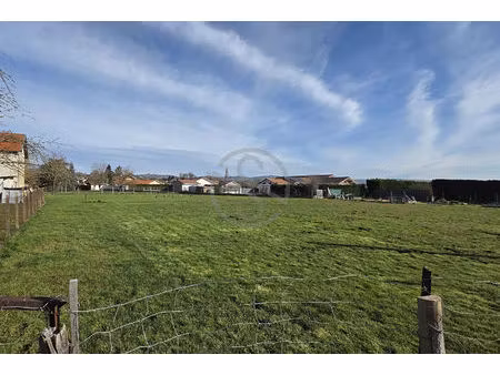 terrain constructible à sardieu 1164 m2