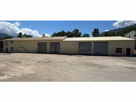 local professionnel à louer saint vincent de mercuze 3 pièce(s) 450m2 3 500€/mois ht/hc