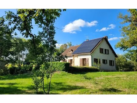 grande maison dans la prairie !!