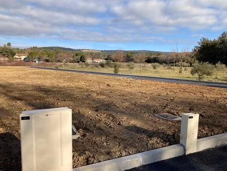 vente terrain neuf 200m2 brignoles - 95000 € - surface privée