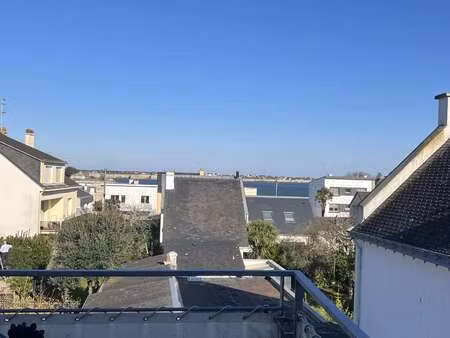 vente appartement 3 pièces bord de mer à larmor-plage (56260) : à vendre 3 pièces bord de 