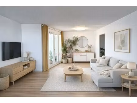 duplex familial  3 chambres  2 balcons  cave et stationnement