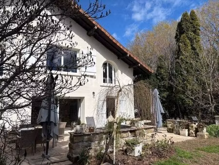 en vente maison 350 m² – 680 000 € |aydoilles
