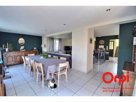 vente maison 7 pièces 200 m² à urschenheim (68320)  444 000 €