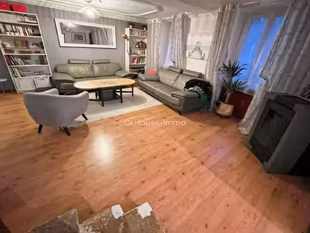 charme et authenticité au coeur de fontenay-saint-père - maison en pierre avec dépendance.